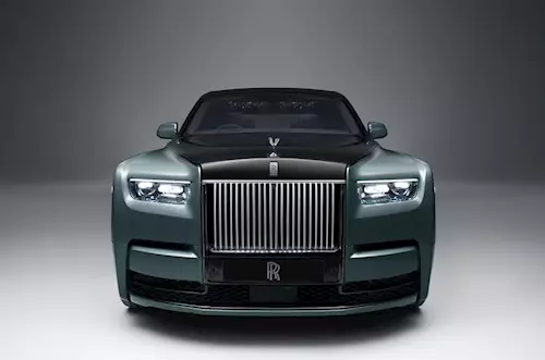 2022 Rolls-Royce Phantom image gallery